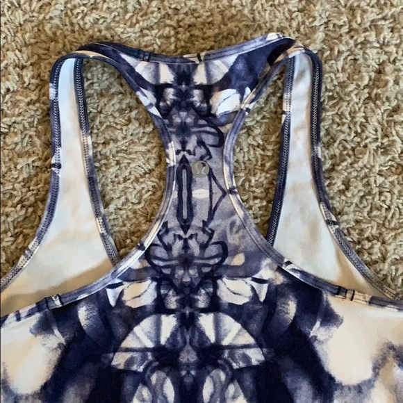 Lululemon tank top - Picture 4 of 4